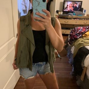 Army green vest